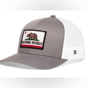NWT Haka California Republic trucker‎ hat